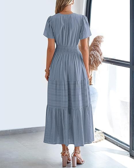 Leichtes V-Ausschnitt-Kleid