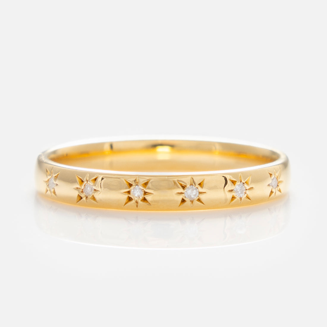 Simple Star Set Diamond Band