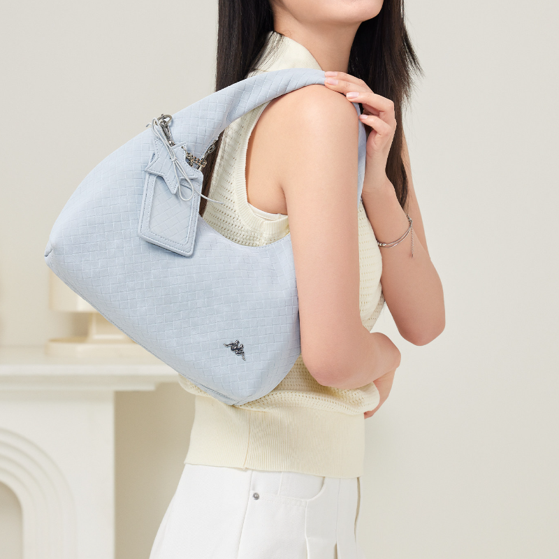 Large Capacity Armpit Three-dimensional Woven Bag
