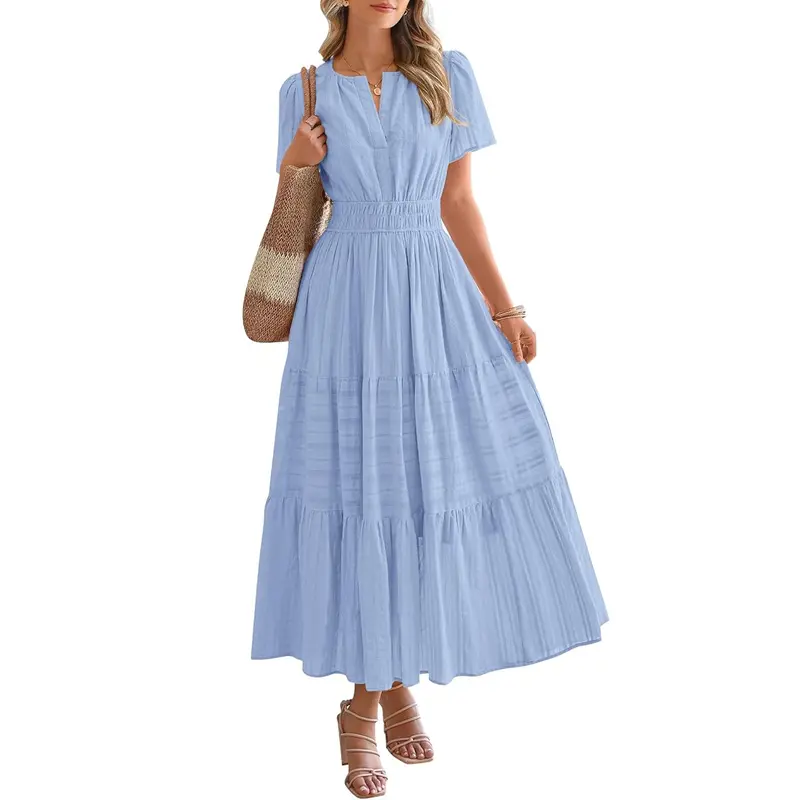 Leichtes V-Ausschnitt-Kleid
